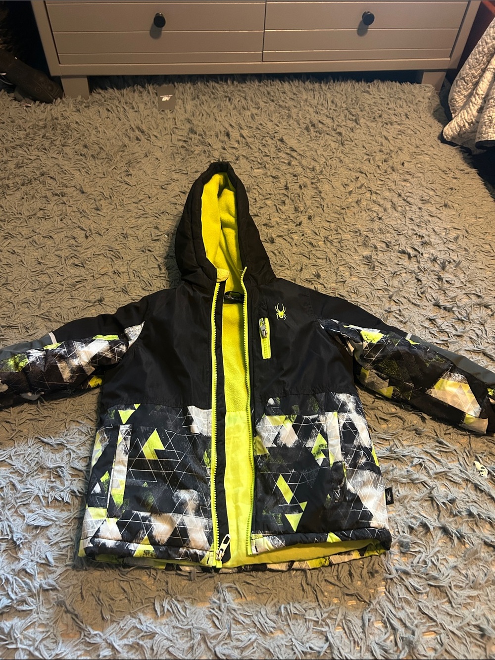 Spyder Kids Black and Neon Yellow Geometric Puffer Jacket